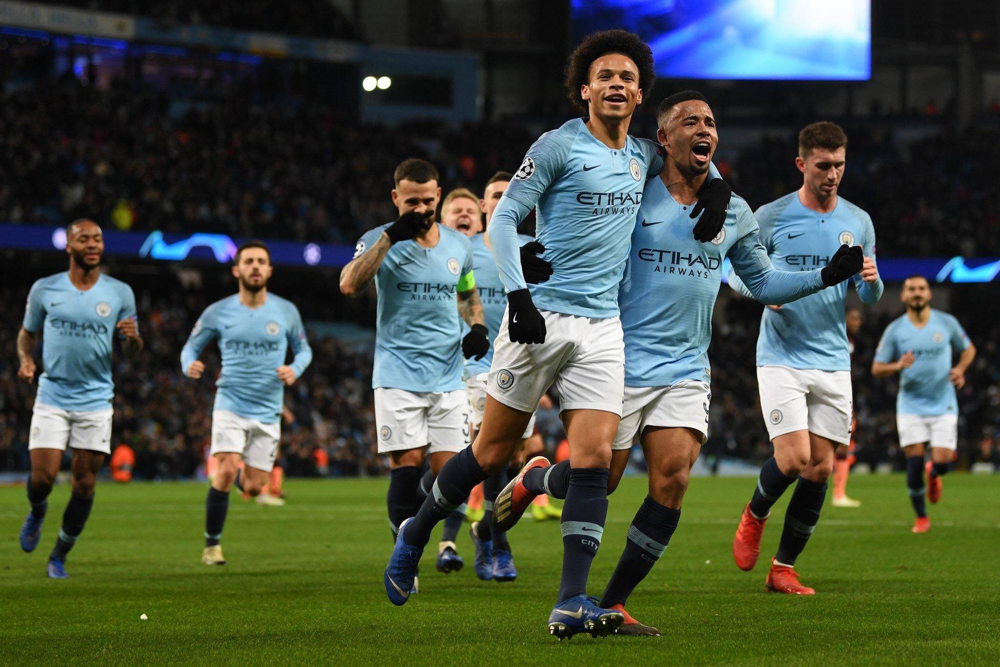 他在组织球 他在组织球